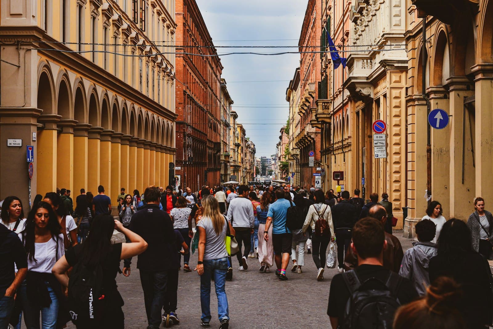 City Walking Photo Tour — 2
