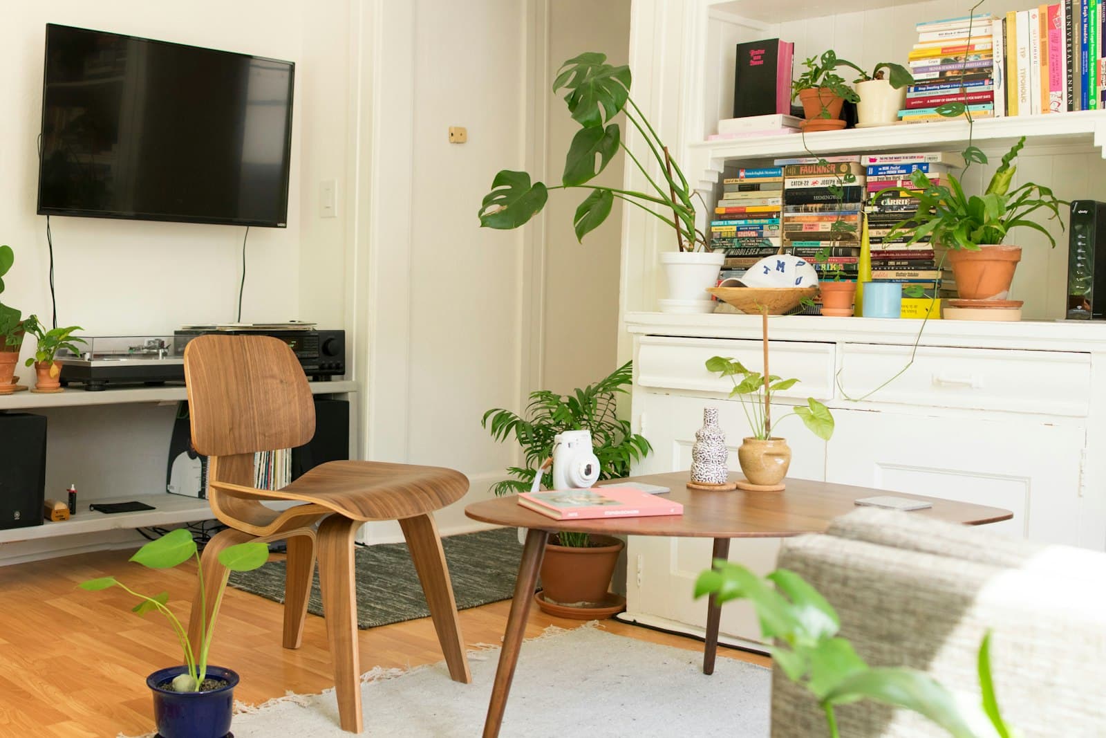 Cozy Interiors & Airbnb · Capri — 1