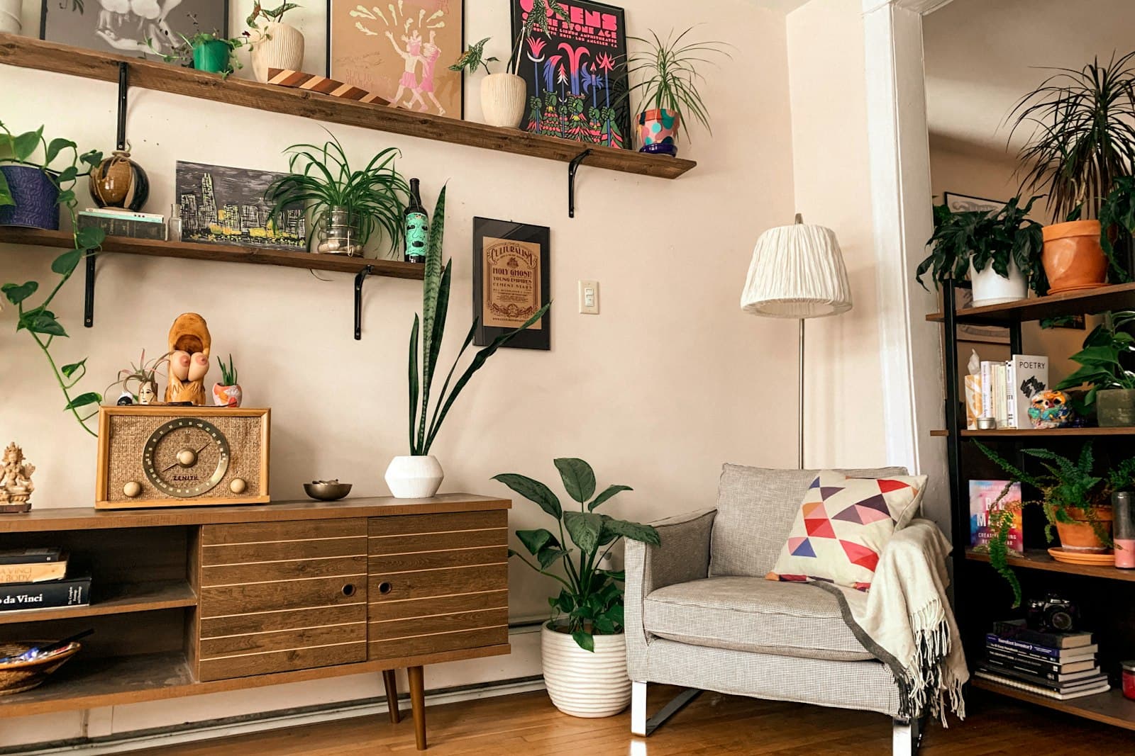 Cozy Interiors & Airbnb · Capri — 2